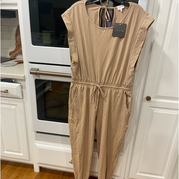 Le Lis Tan Drawstring Waist Jumpsuit NWT - Picture 8 of 11